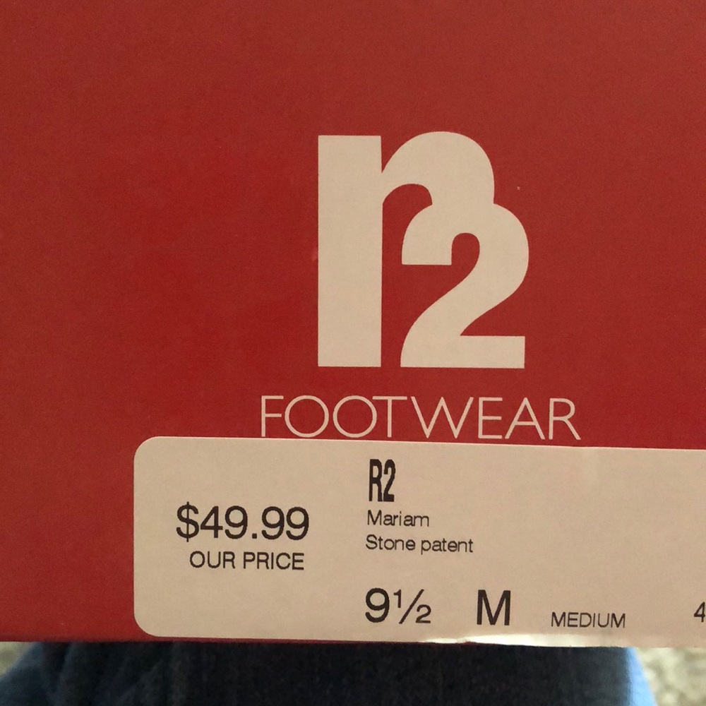 Shoes - Picture 4 of 4
